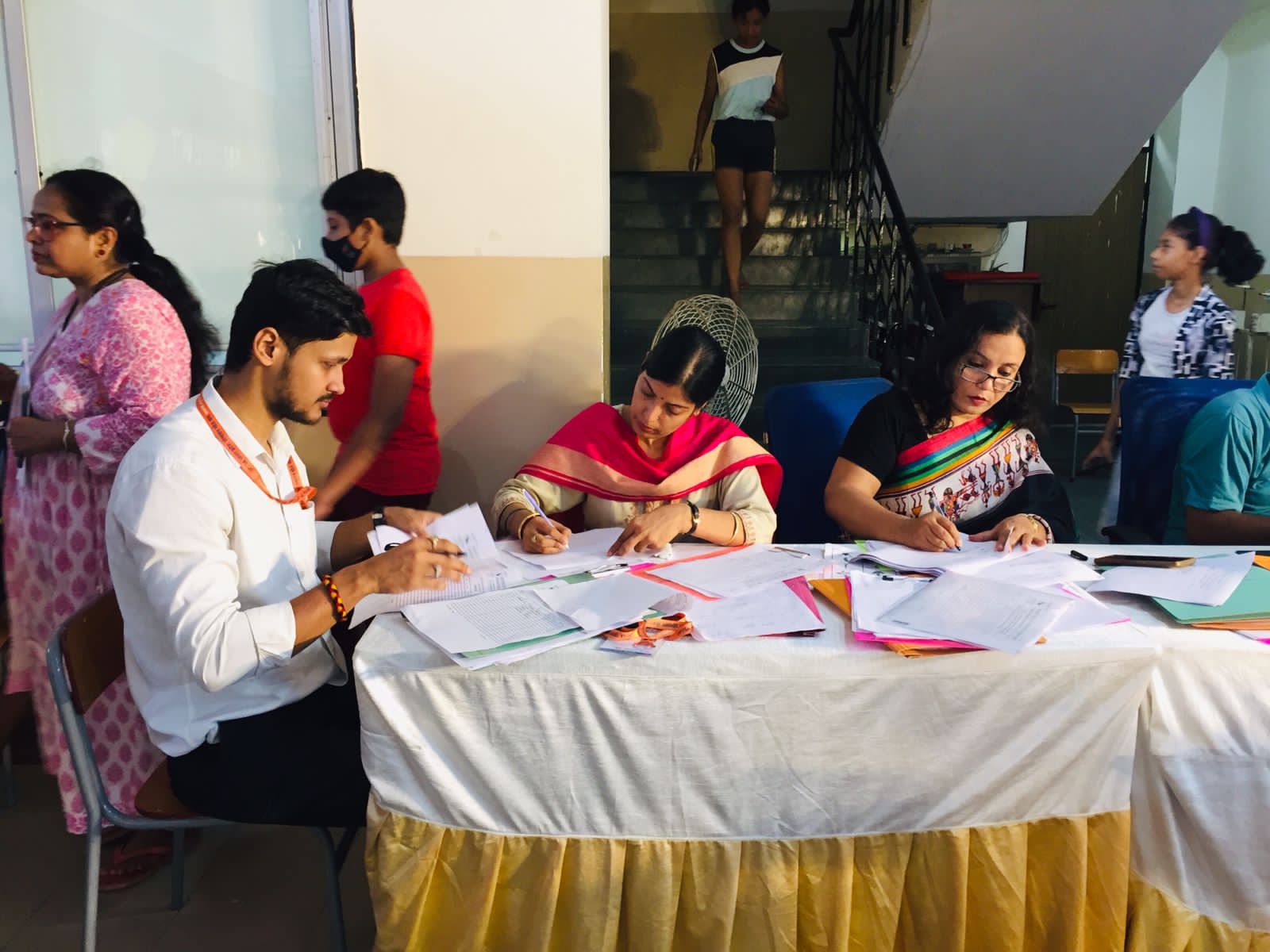 🌟 क्यों चुनें हमें (Why Choose Us)